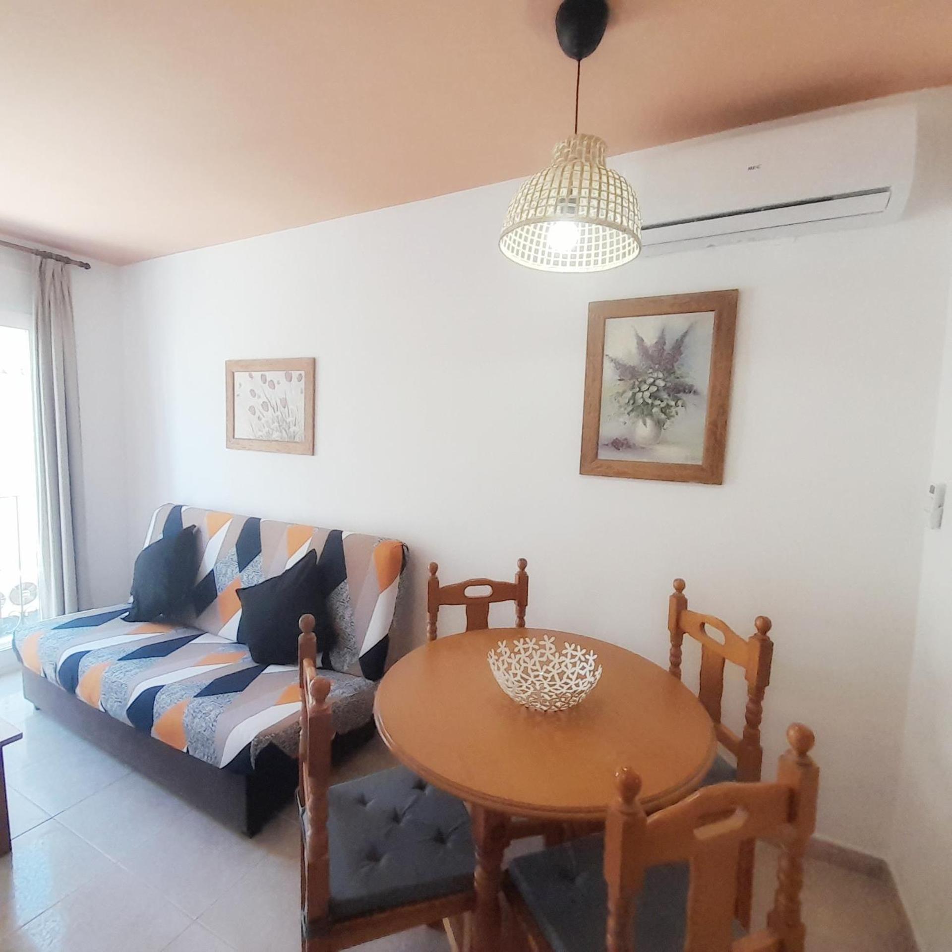 Apartamentos Vicenta Playa Carihuela Torremolinos Ngoại thất bức ảnh