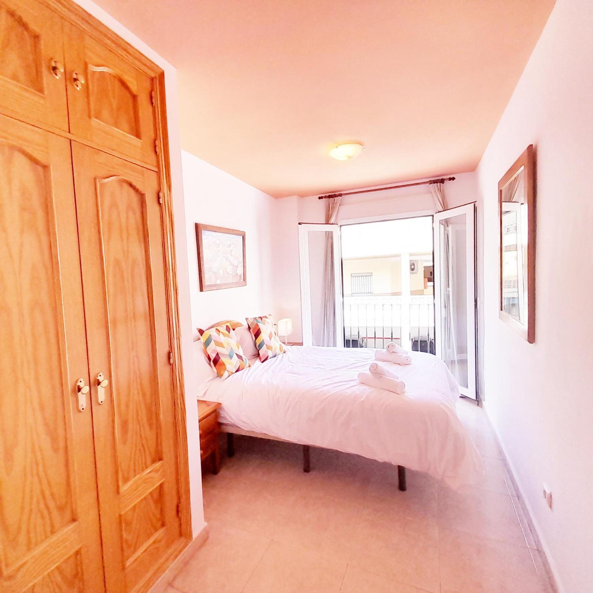 Apartamentos Vicenta Playa Carihuela Torremolinos Phòng bức ảnh